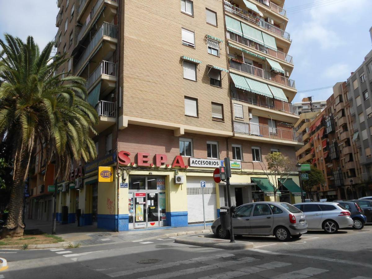 Apartamento Turistico En Валенсия Экстерьер фото